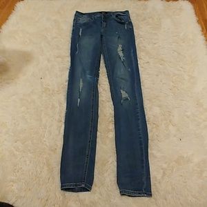 GUWOT Refuge Destruction Skinny Jeans